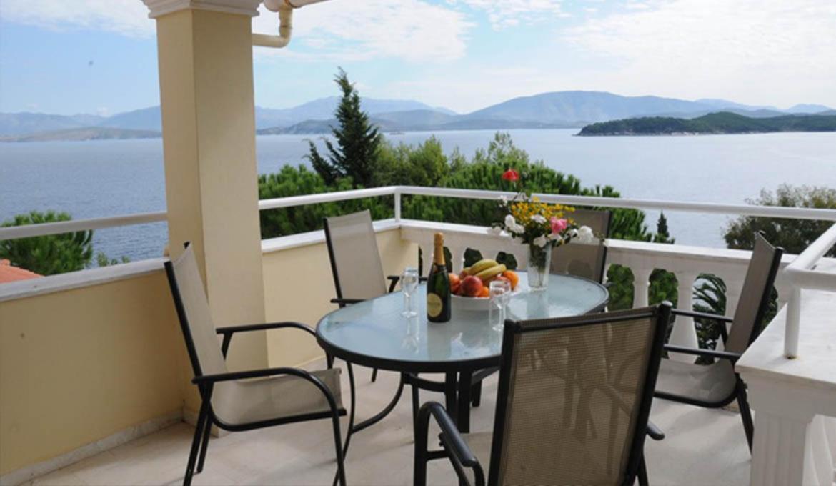 Kassiopi Bay公寓 外观 照片